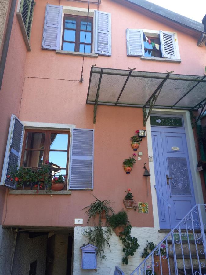 Antica Casa Al Lago Oggebio Exterior foto